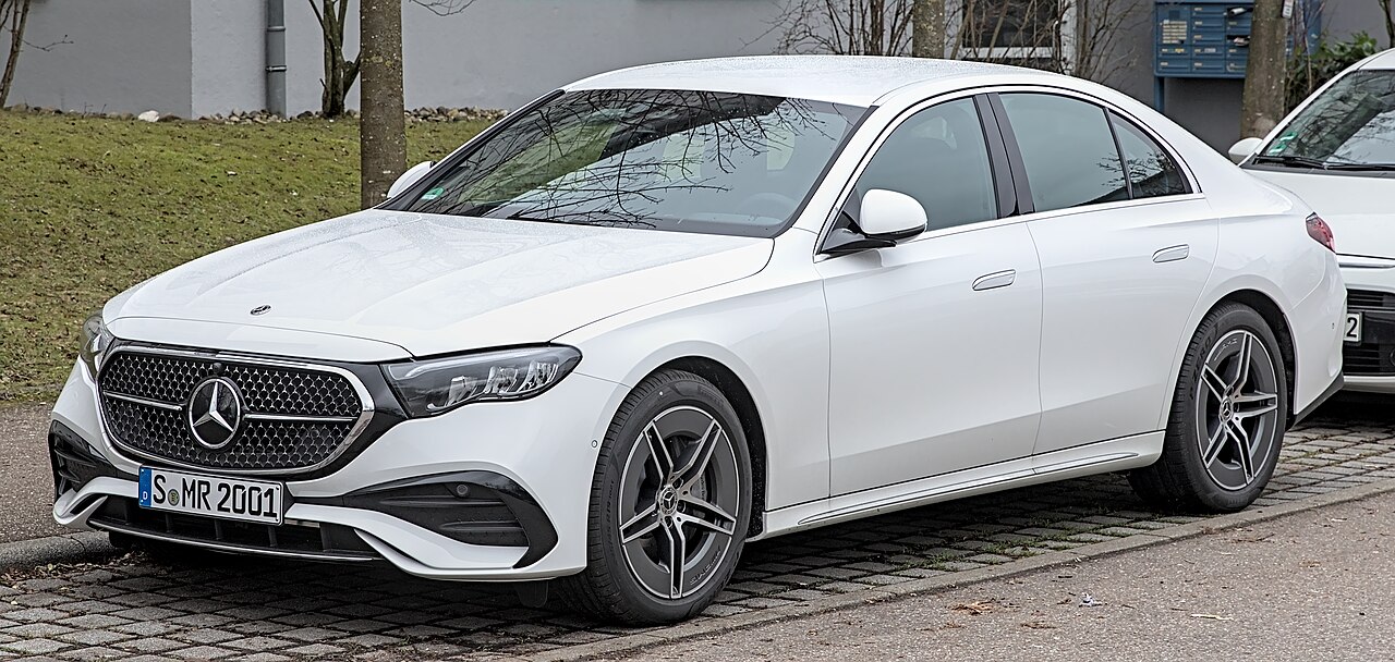 Mercedes-Benz E300