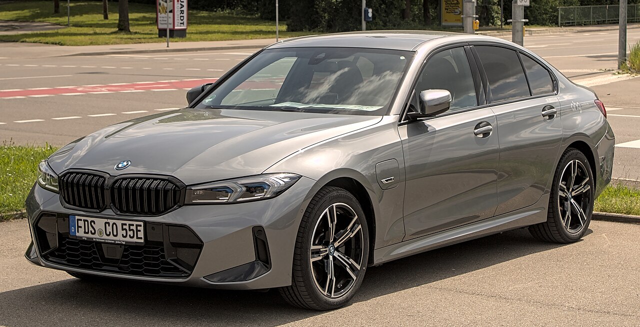 BMW 320i